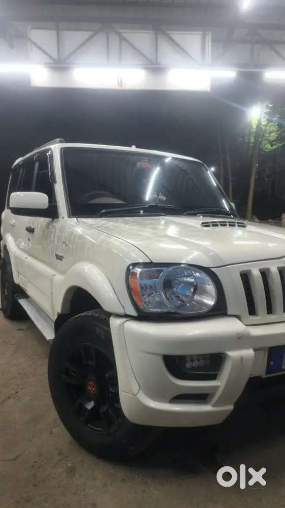 Mahindra Scorpio 2010 Diesel 165000 Km Driven