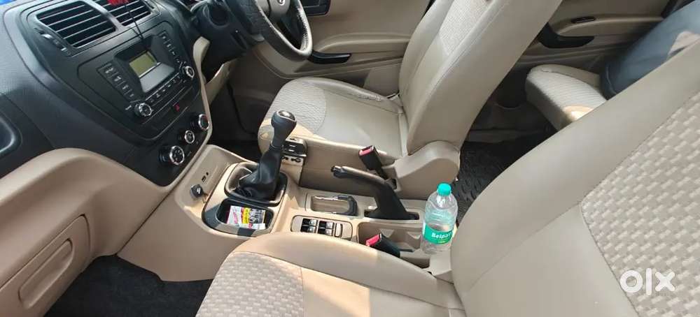 Mahindra Tuv 300 2017