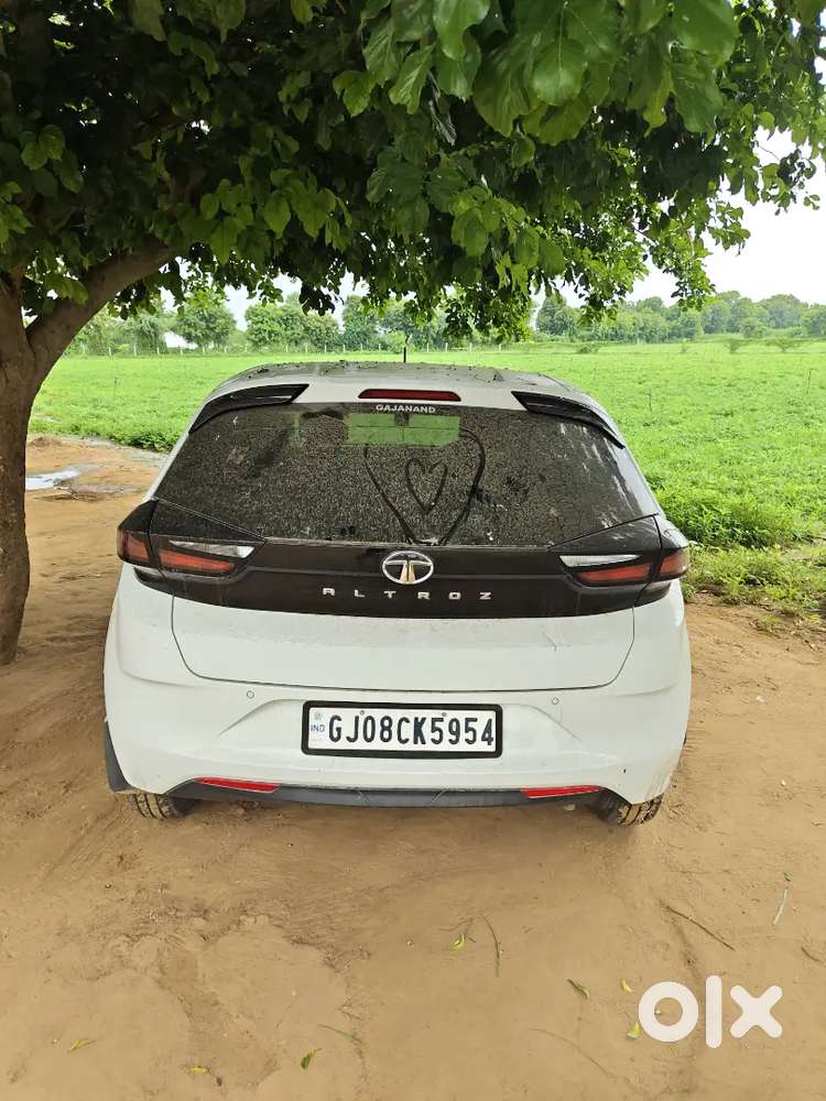 Tata Altroz 1.2 Xe 2022 Petrol Manual