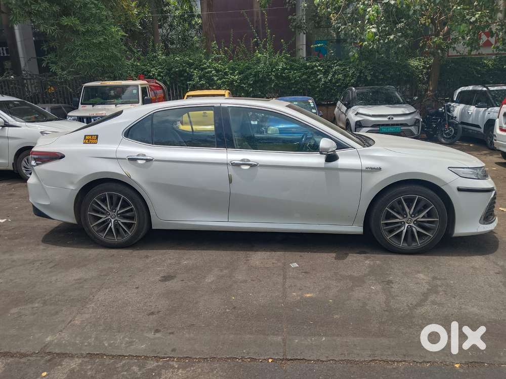 Toyota Camry Hybrid, 2024, Petrol