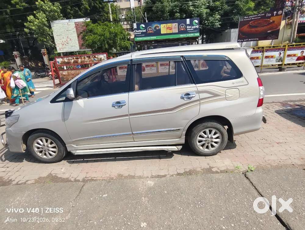 Toyota Innova 2014 V Type Diesel