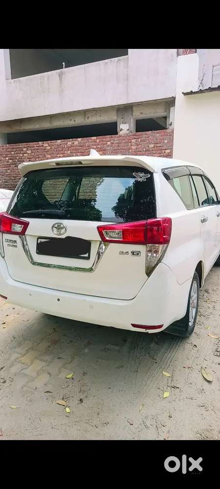 Toyota Innova Crysta 2017 Diesel Mt 8 Str