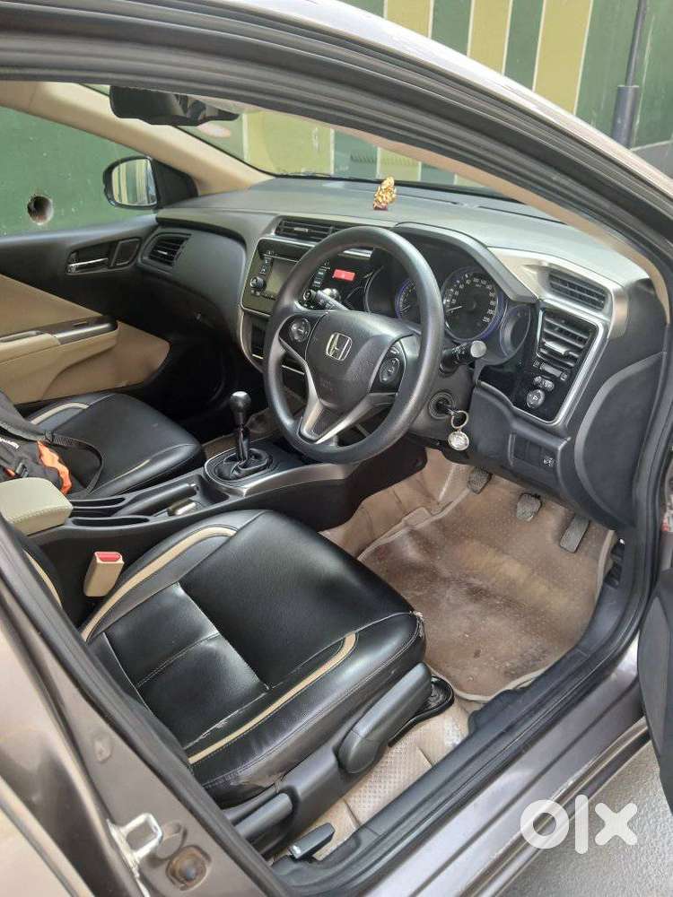 Honda City V Mt, 2014, Petrol