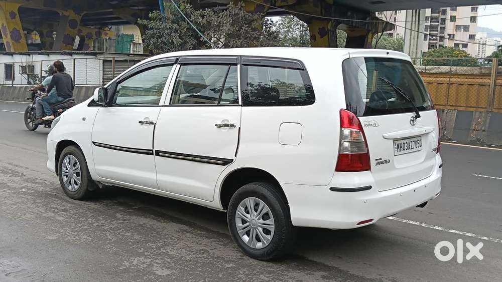 Toyota Innova 2.5 G (diesel) 8 Seater Bs Iv, 2011, Diesel