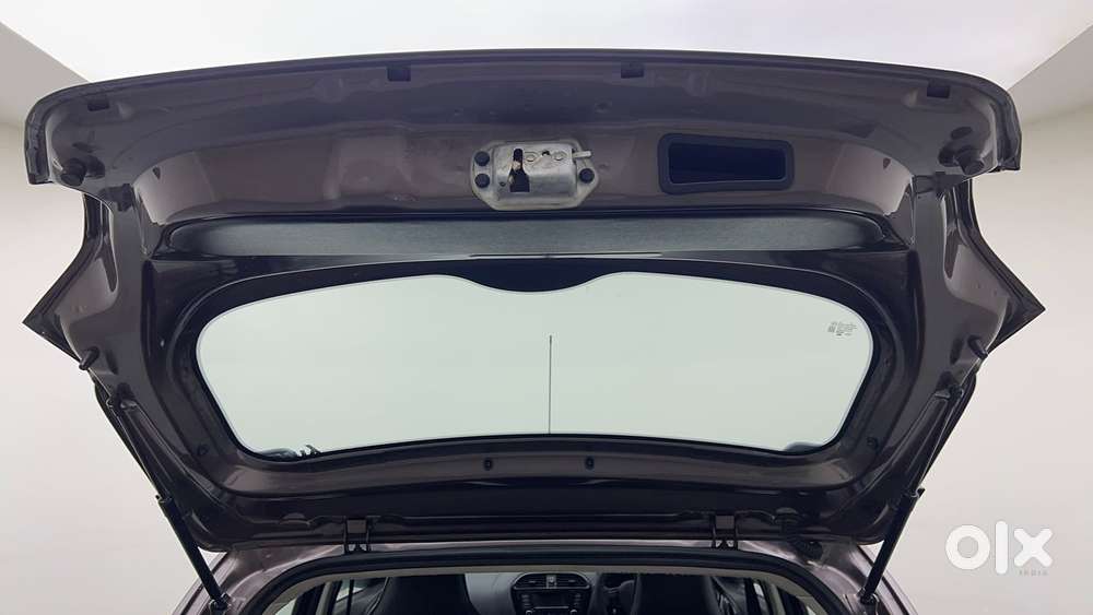 Tata Tiago 1.2 Revotron Xt, 2018, Petrol
