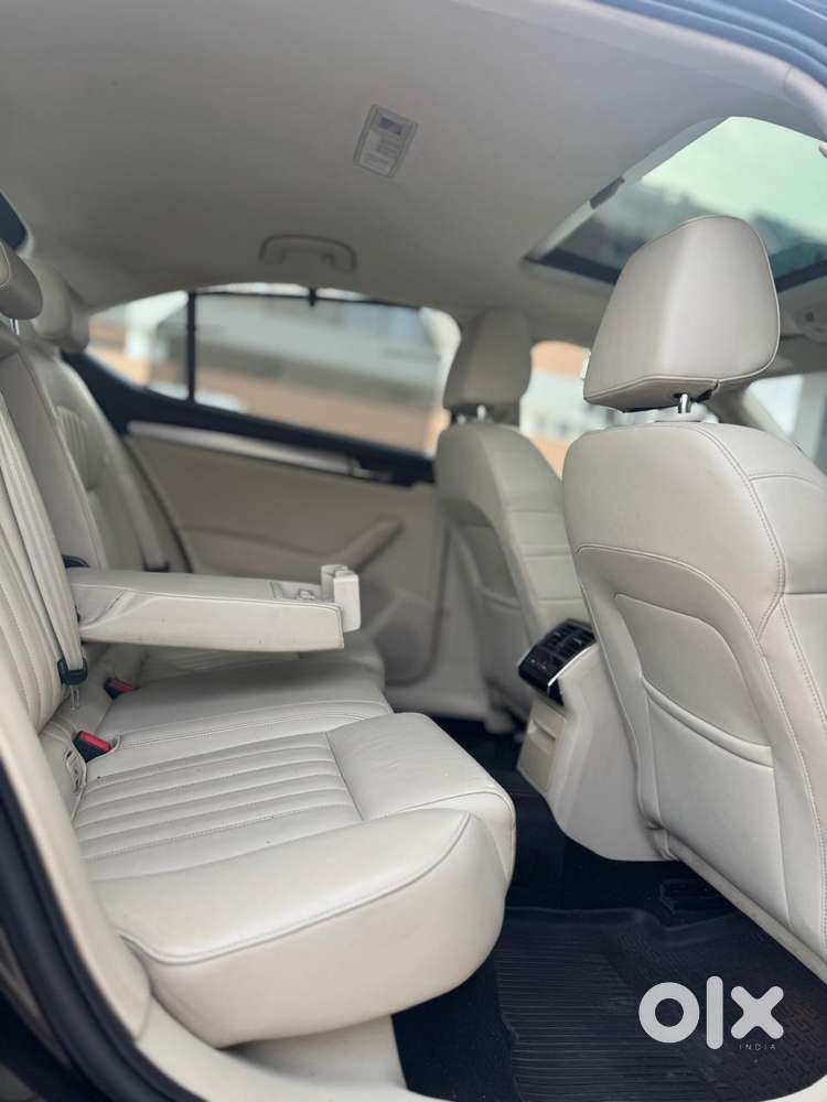 Skoda Superb Style 2.0 Tdi At, 2018, Diesel