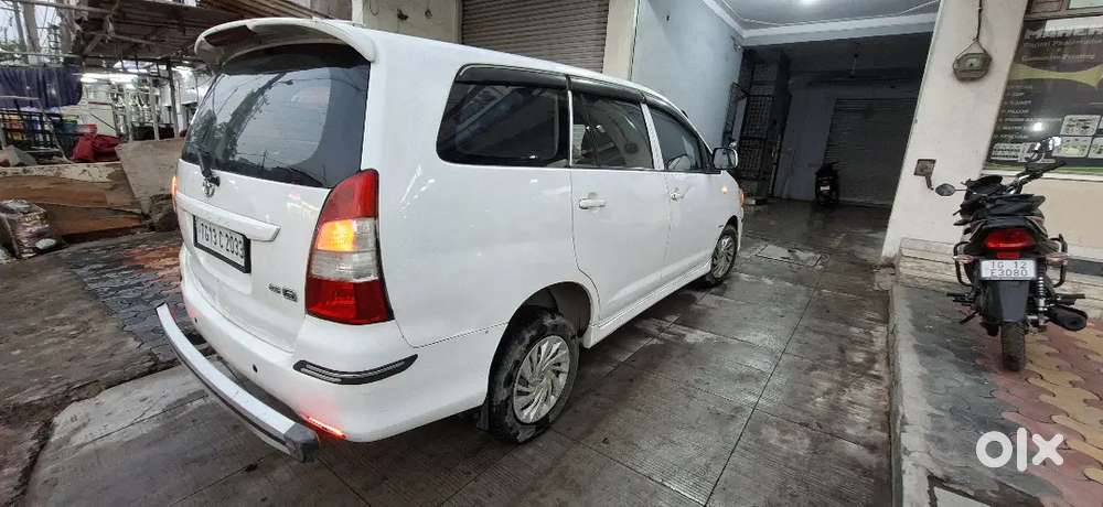Toyota Innova 2013 Diesel Well Maintained