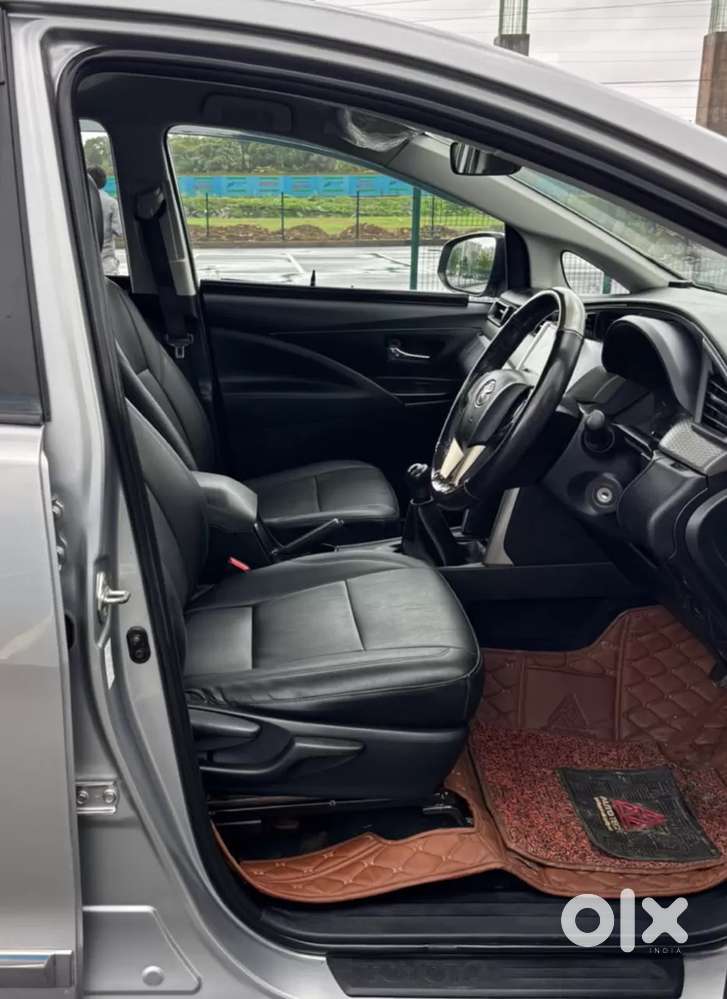 Toyota Innova Crysta [2020-ongoing] 2.4 Gx 8 Str, 2018, Diesel