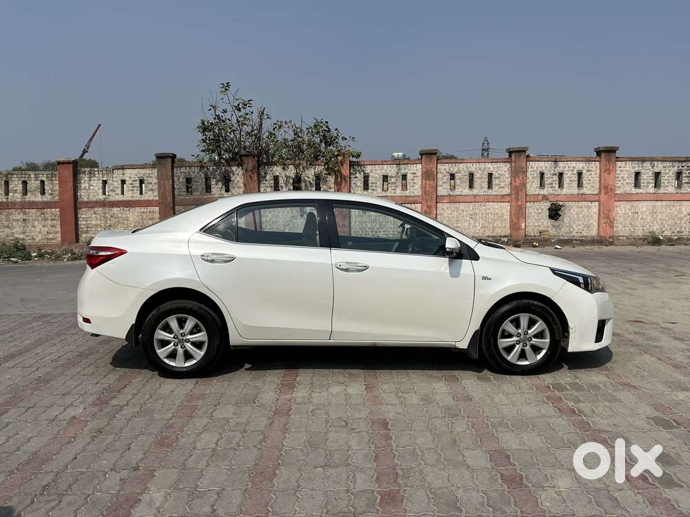 Toyota Corolla Altis 2013-2017 G Mt, 2015, Petrol