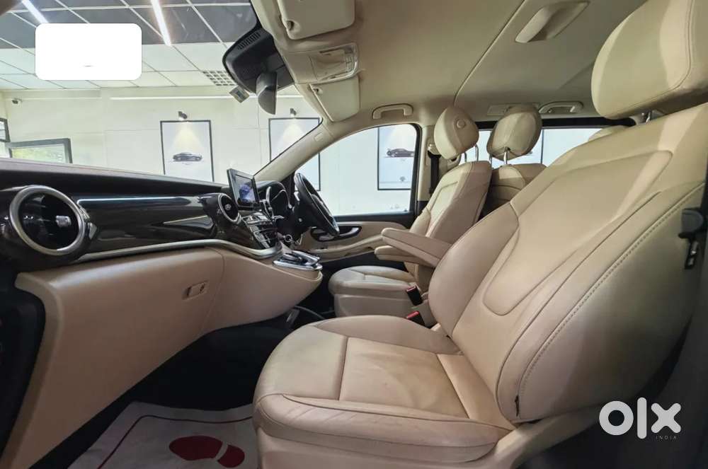 Mercedes-benz V-class 2.1 220 Expression Diesel At, 2019, Diesel