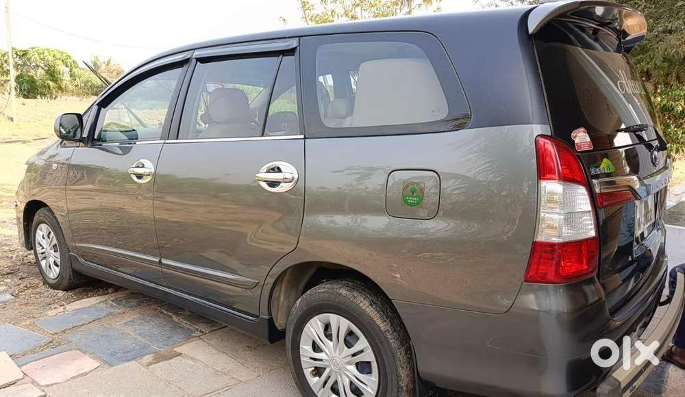 Toyota Innova 2013 Diesel 70000 Km Driven