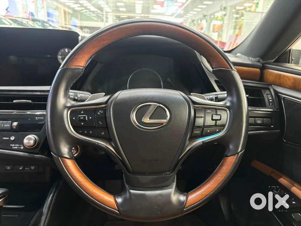 Lexus Es 300h, 2023, Petrol