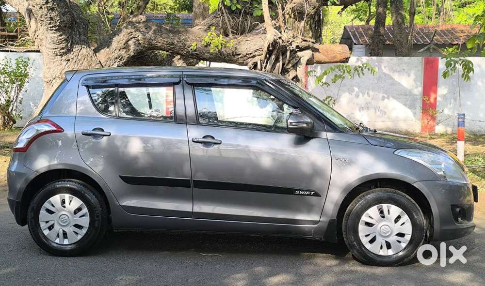 Maruti Suzuki Swift Vxi, 2012, Diesel