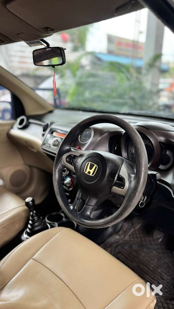 Honda Brio Petrol 2013 Car