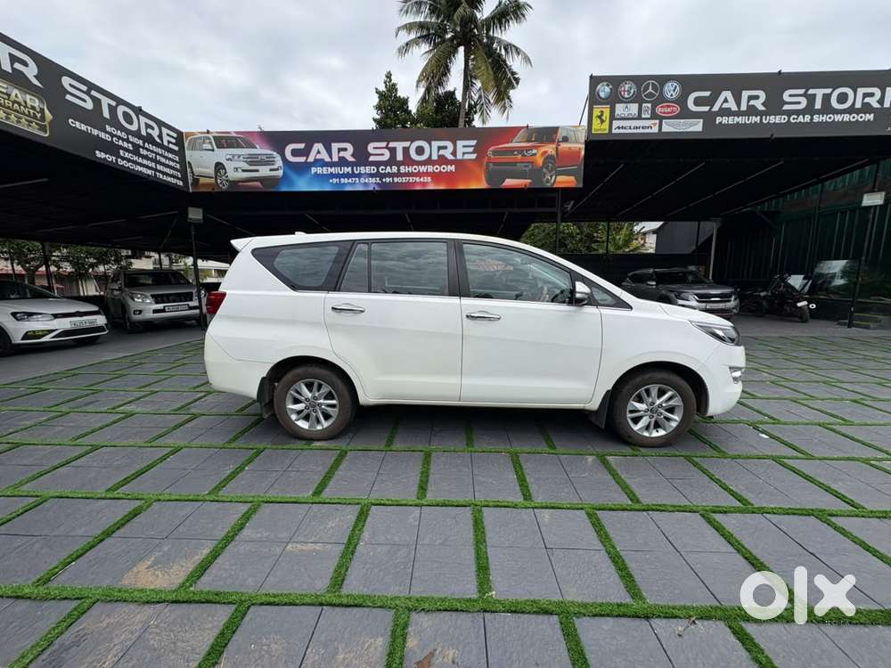 Toyota Innova Crysta 2.4 Vx Mt 8s, 2017, Diesel