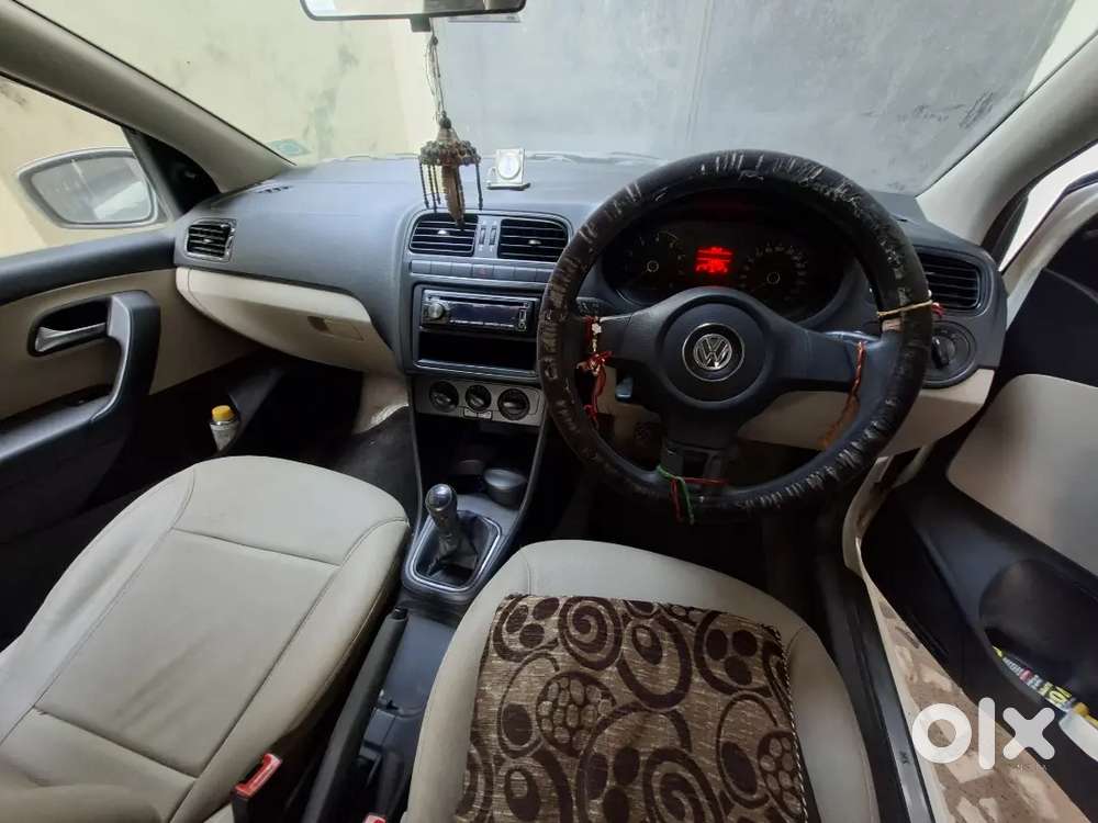 Volkswagen Polo Ipl Petrol 2012