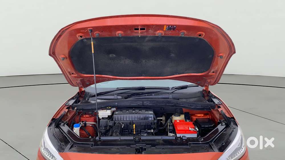 Mg Astor 1.5 Savvy Cvt S Red, 2021, Petrol