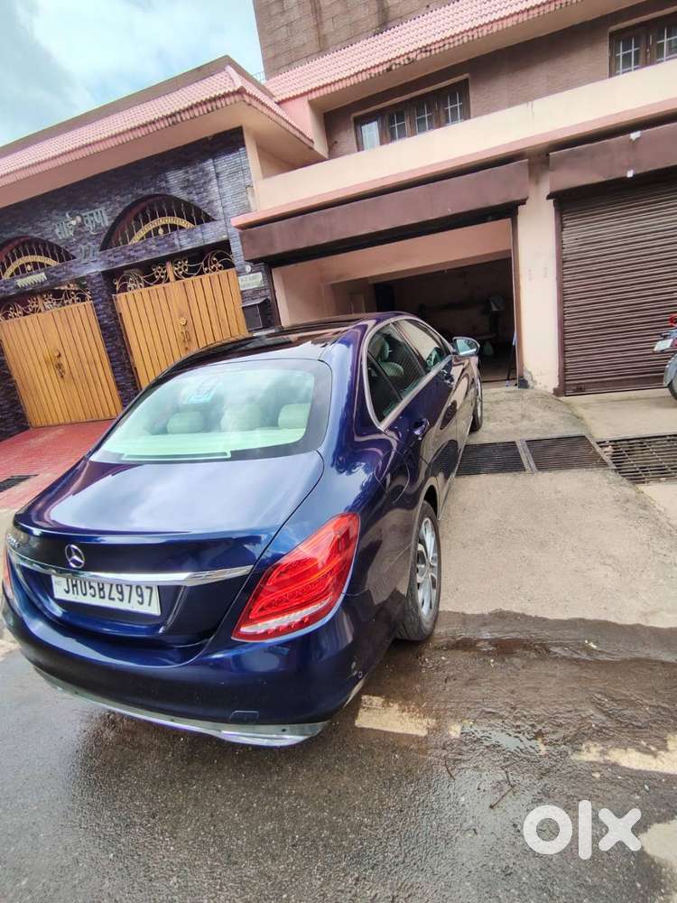Mercedes-benz C-class 2018 Diesel 33442 Km Driven