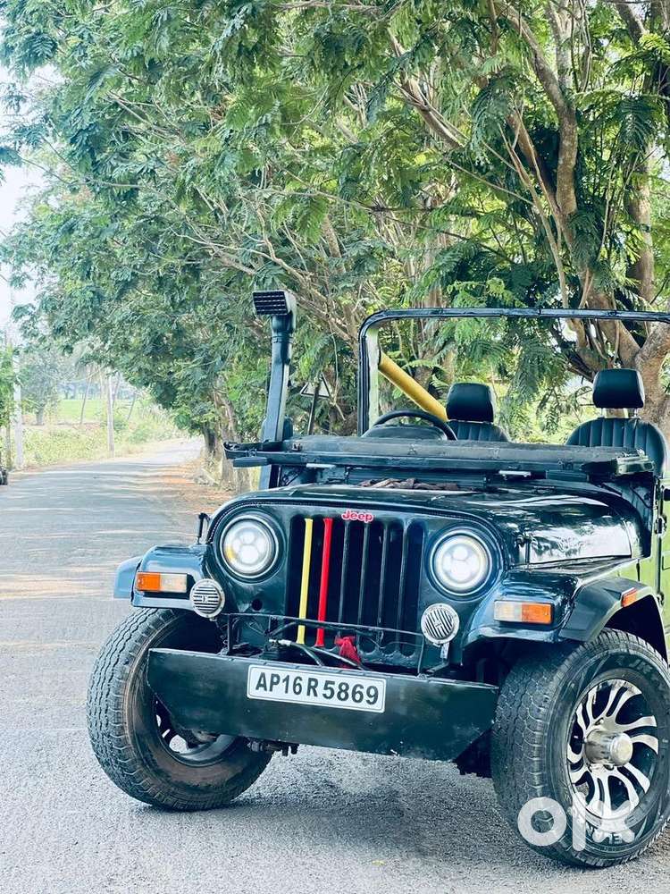 Mahindra Jeep 2001