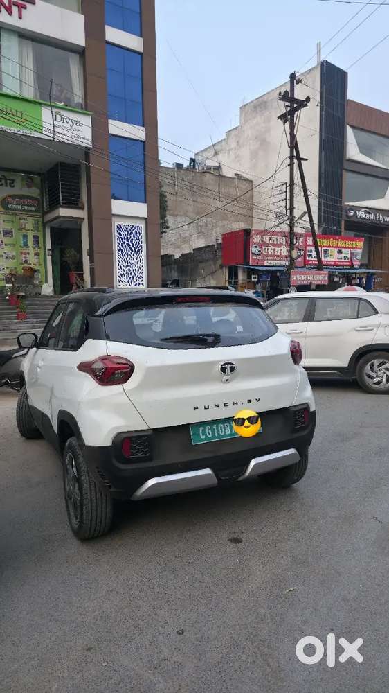 Tata Punch Ev 2025 Drives