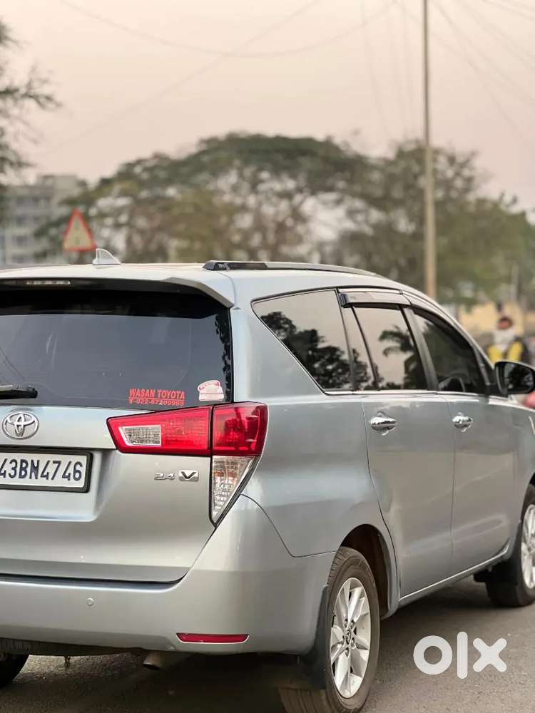 Toyota Innova Crysta 2019