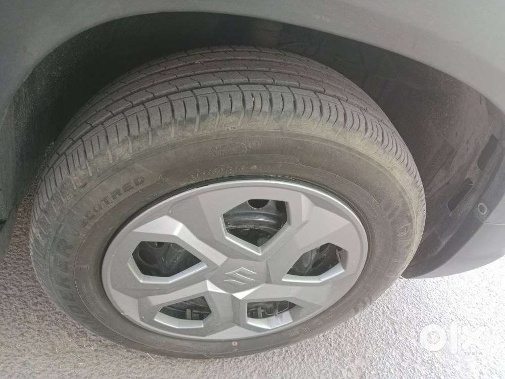 Maruti Suzuki Brezza 1.5 Vxi Smart Hybrid, 2023, Petrol