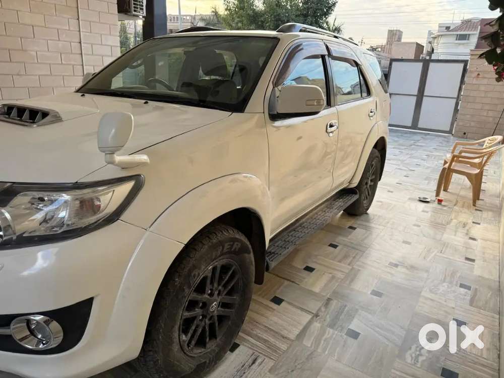 Toyota Fortuner 2015 Diesel Well Maintained
