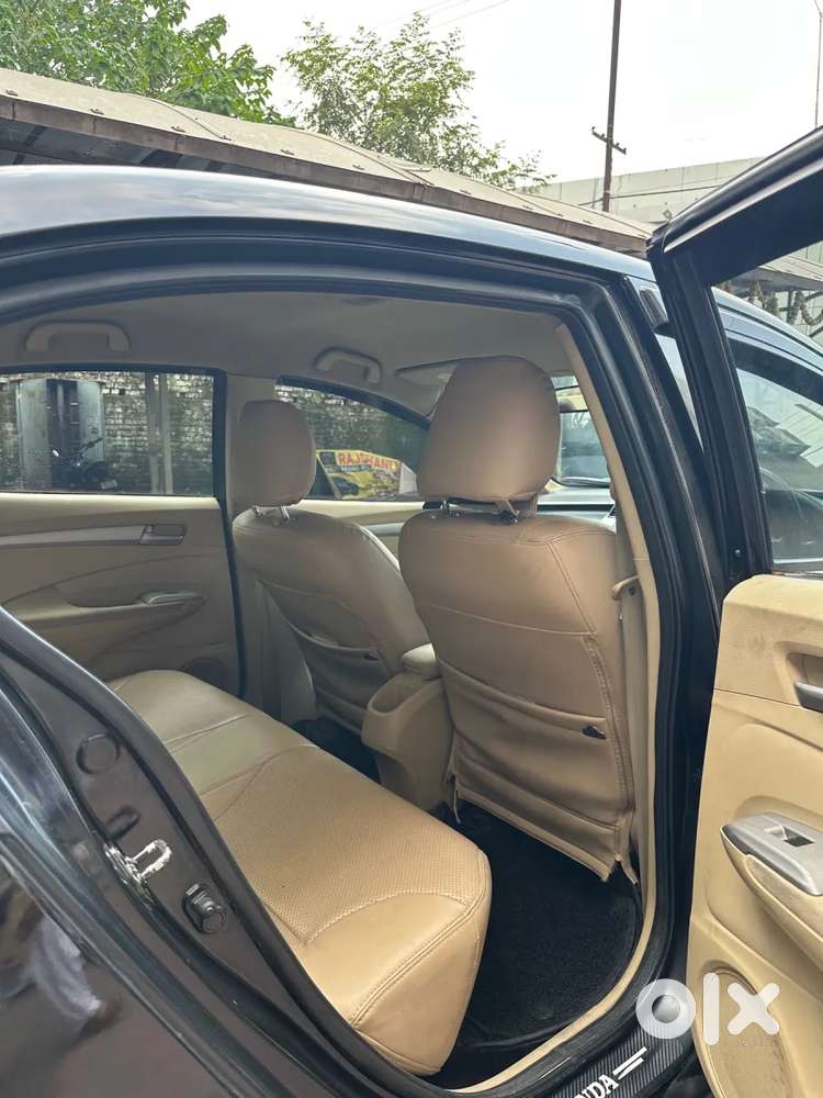 Honda City V Mt Exclusive, 2010, Petrol