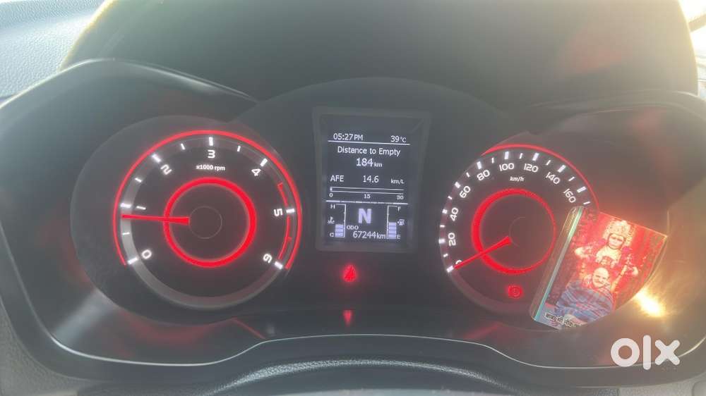 Mahindra Xuv300 2023 Diesel Well Maintained
