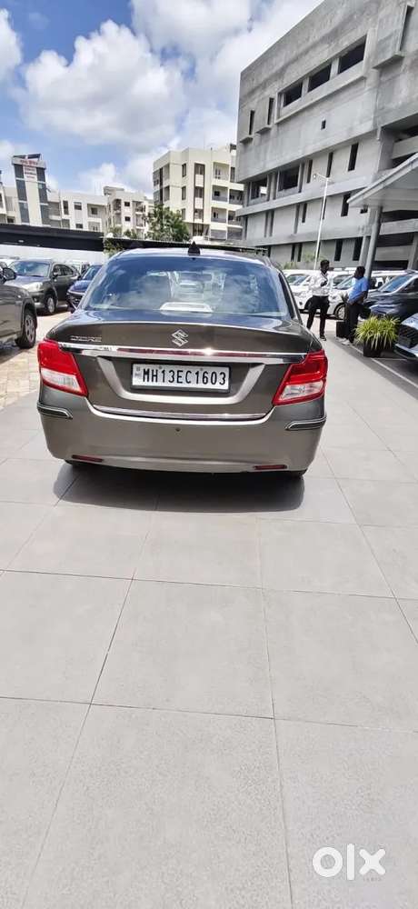 Maruti Suzuki Dzire 1.2 Vxi, 2023, Petrol