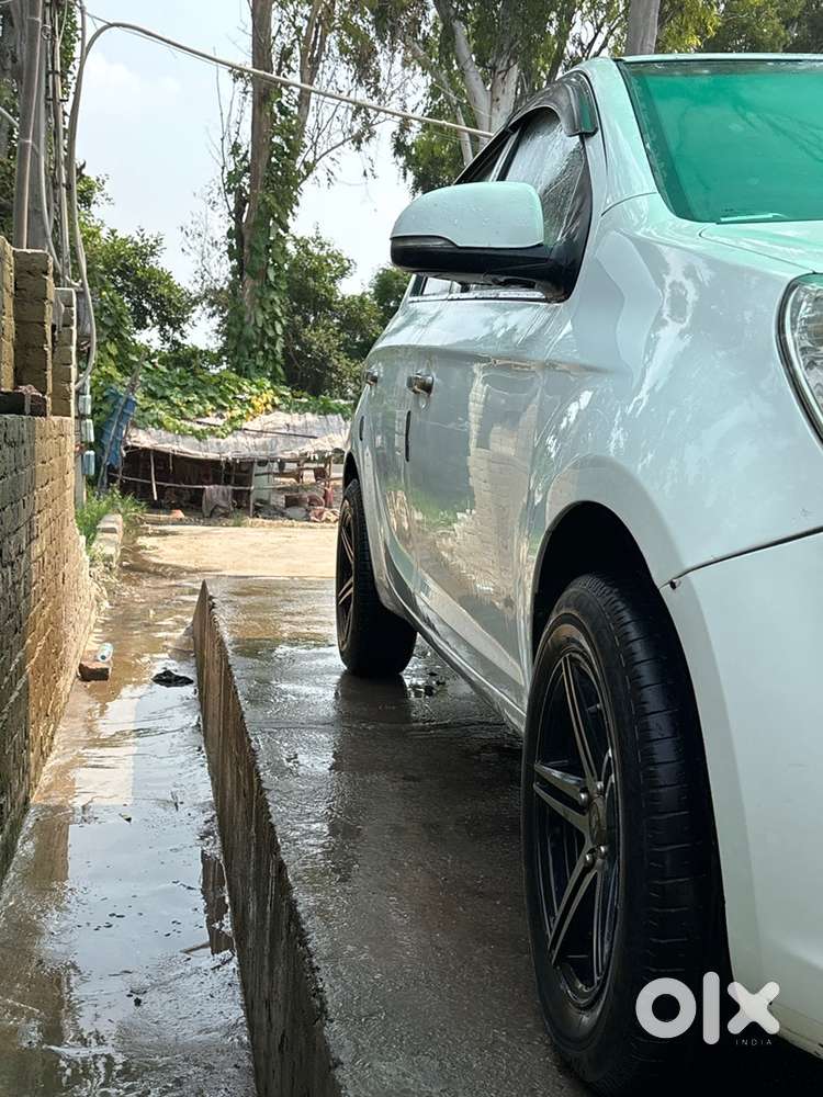 Hyundai I20 Diesel 2011 Well Maintained Engine Gear Ok A 2031 Tak Pass