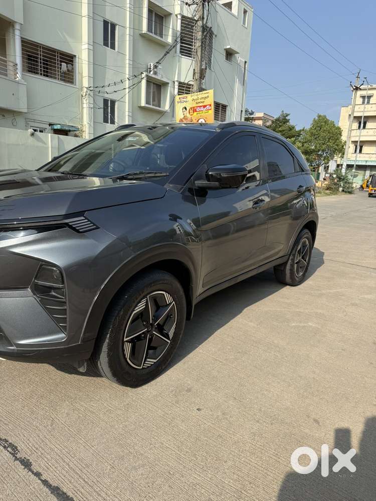 Tata Nexon Creative Plus 1.2 Revotron Petrol 6 Mt, 2024, Petrol