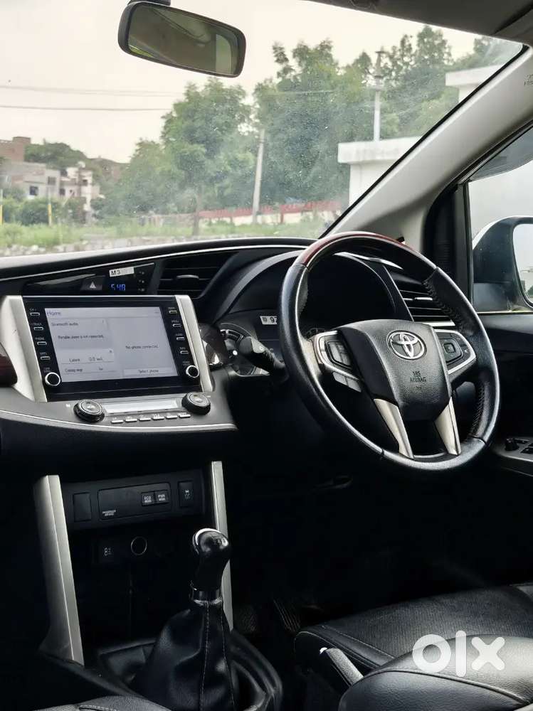 Toyota Innova Crysta 2.4 Z Diesel Manual 2024