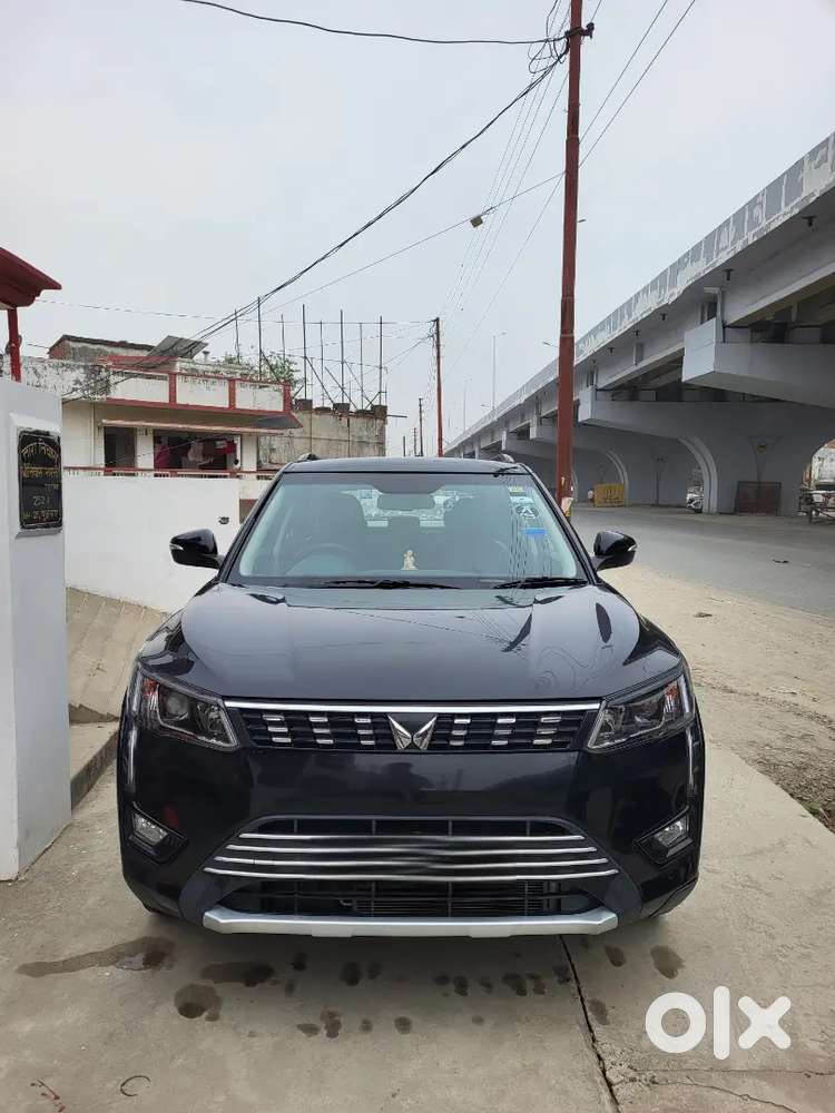 Mahindra Xuv300 2023 Petrol 34768 Km Driven
