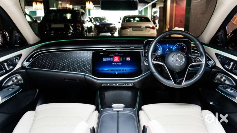 Mercedes-benz E-class E 200 Exclusive, 2026, Petrol