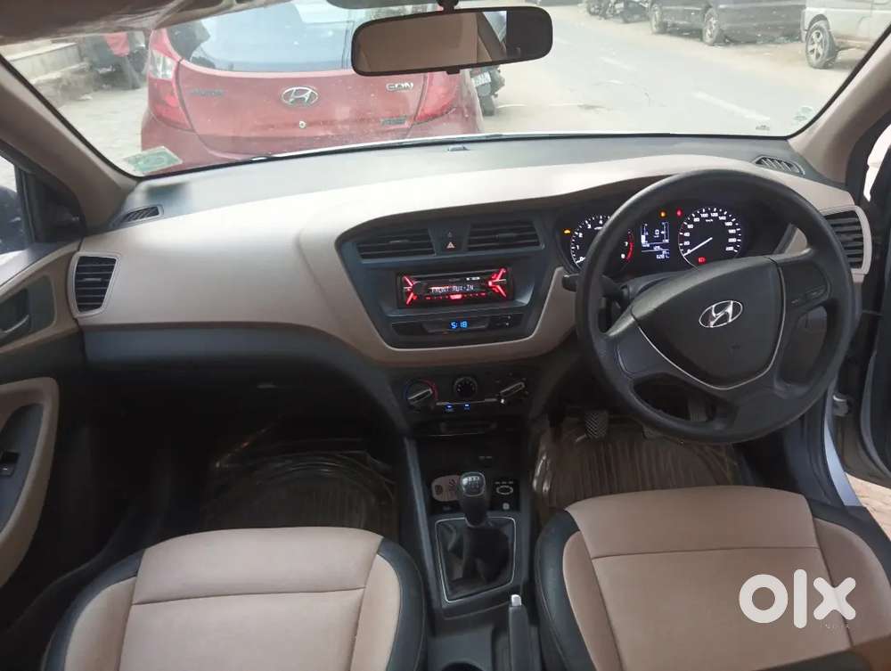 Hyundai Elite I20 2015 Petrol 6200 Km Driven