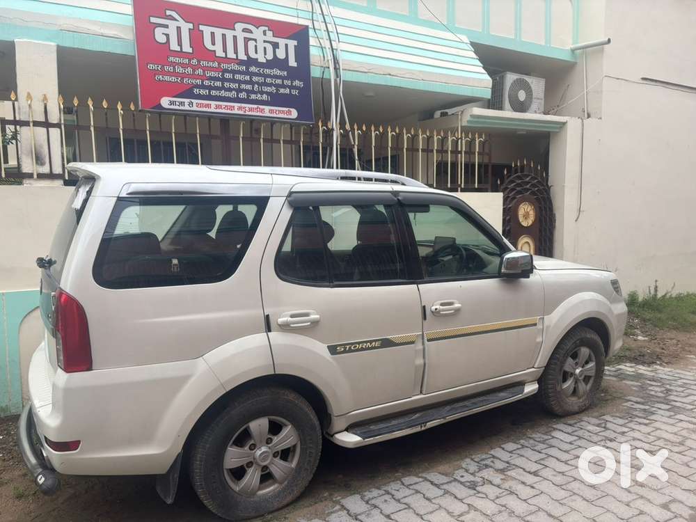 Tata Safari Storme 2012
