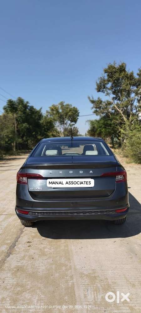 Skoda Slavia 1.0 Active Tsi, 2022, Petrol
