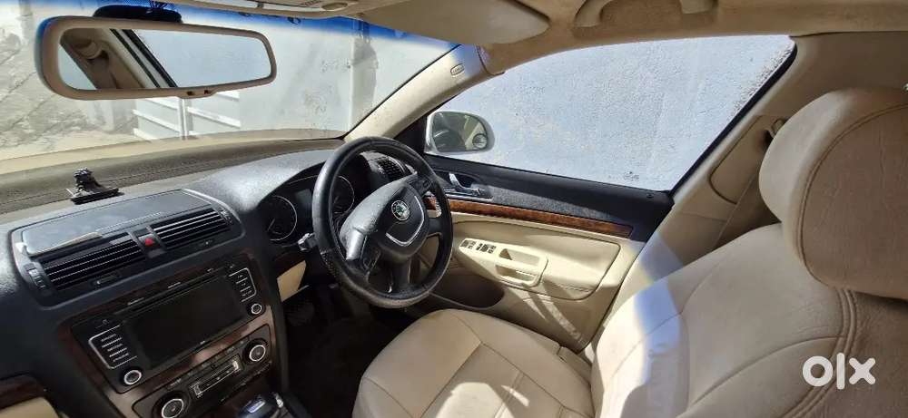 Skoda Laura 2012 Diesel Well Maintained