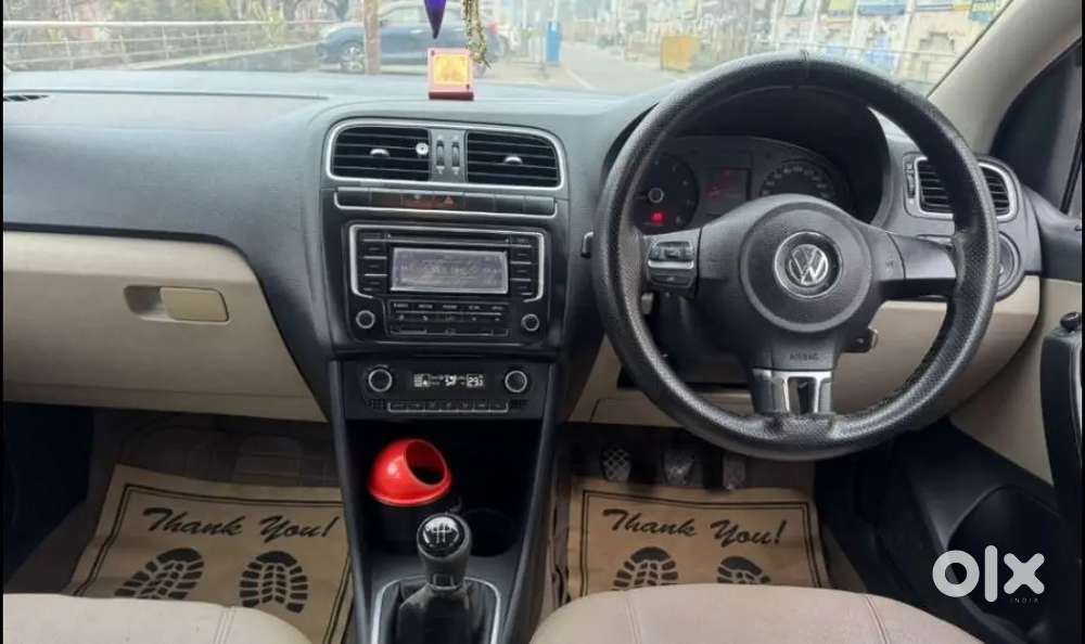 Volkswagen Polo Highline 2014 Petrol