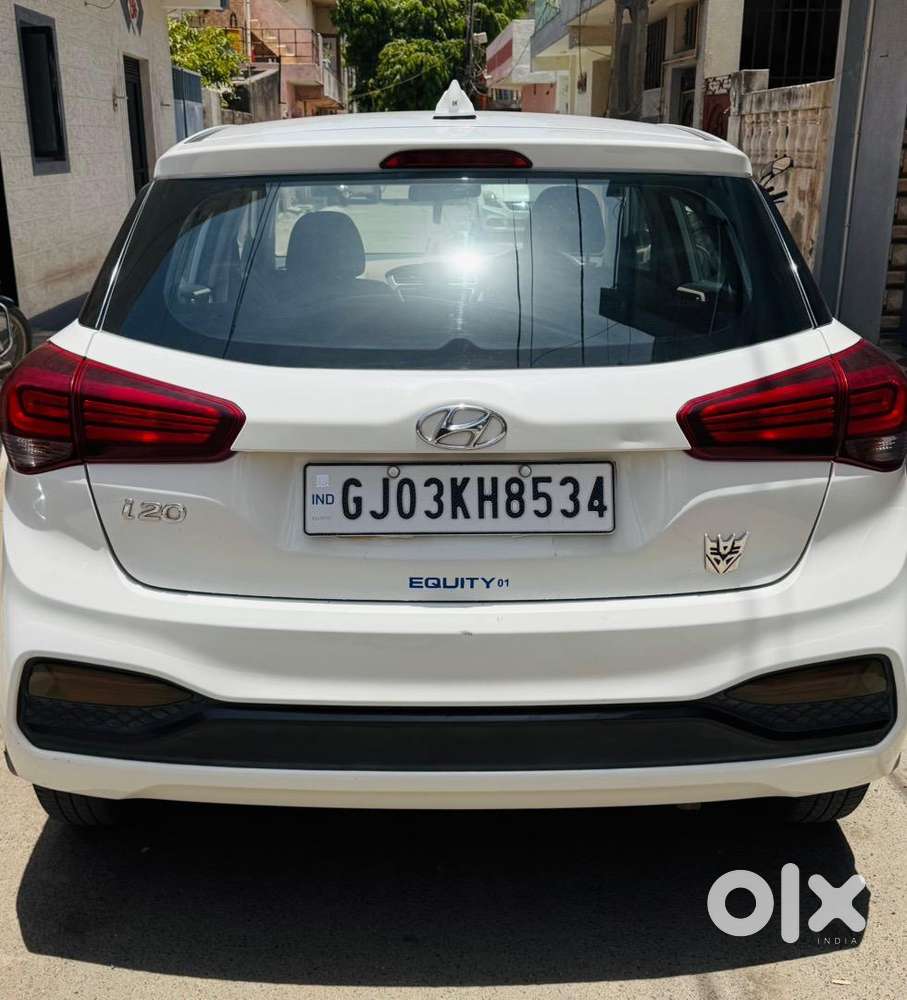 Hyundai Petrol Car 2018 White Colour Rarely Used