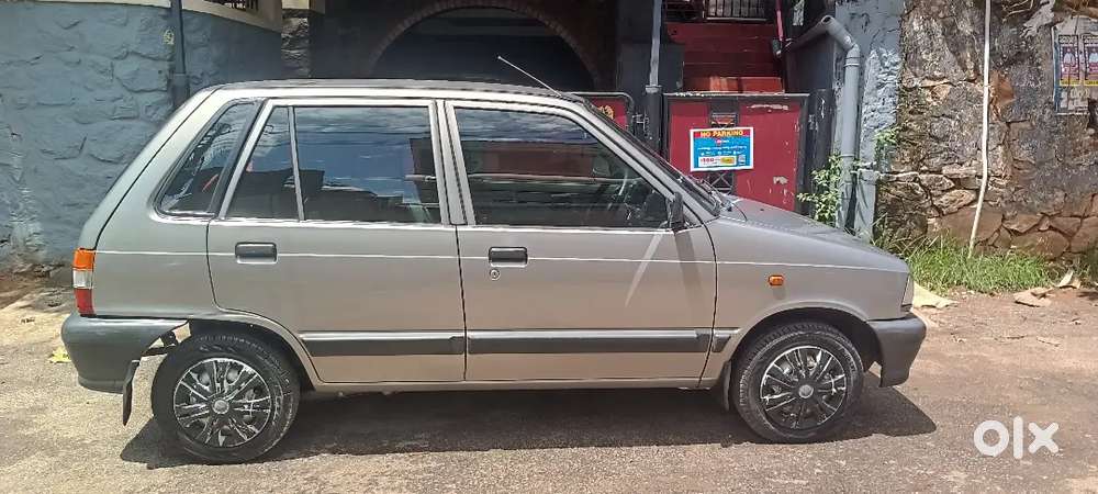 Maruti Suzuki 800 2004 Petrol Well Maintained
