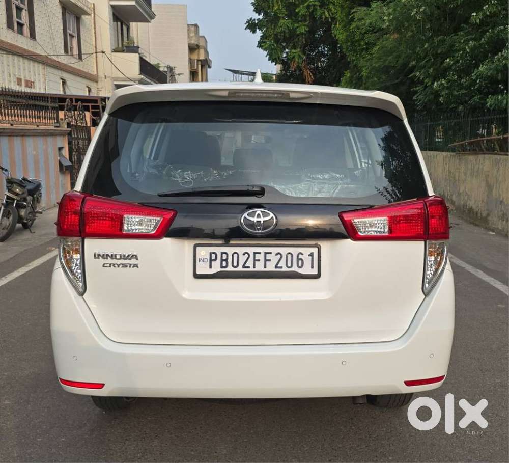 Toyota Innova Crysta 2.4 Gx Limited Edition 8 Str, 2025, Diesel
