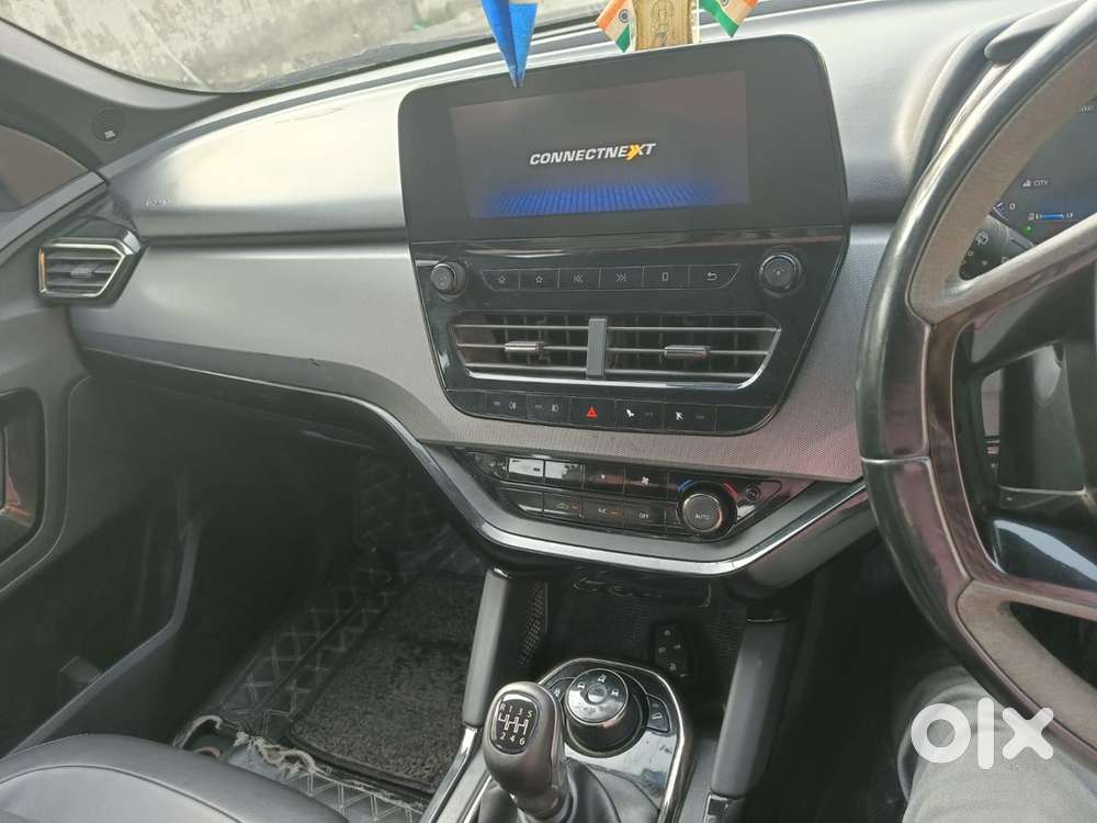 Tata Safari Diesel Manual 2024