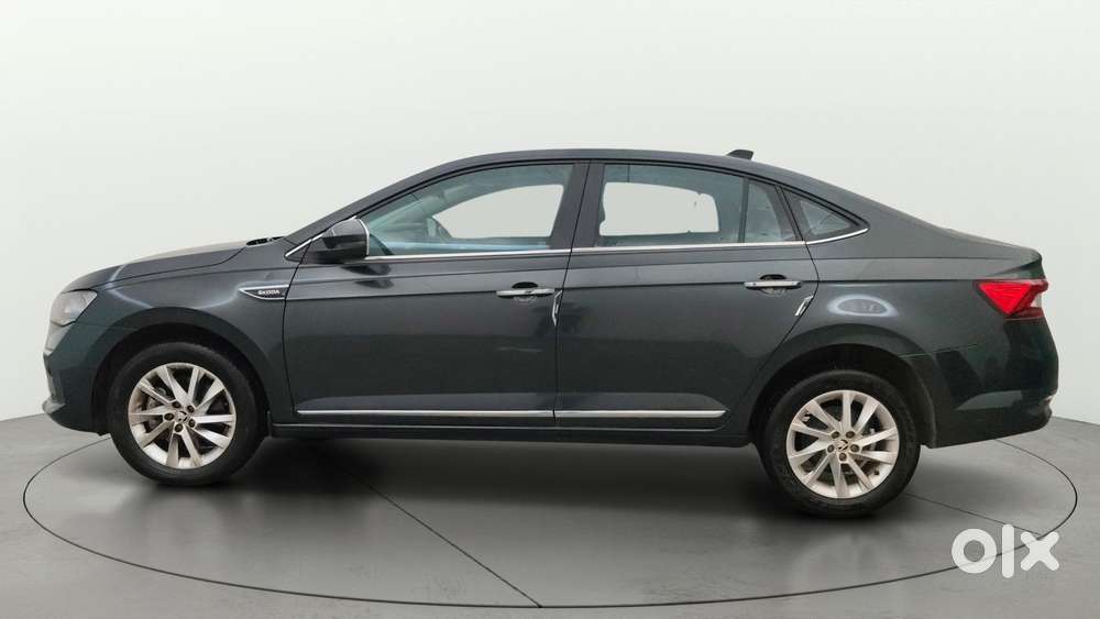 Skoda Slavia Ambition 1.5l Tsi Mt, 2023, Petrol