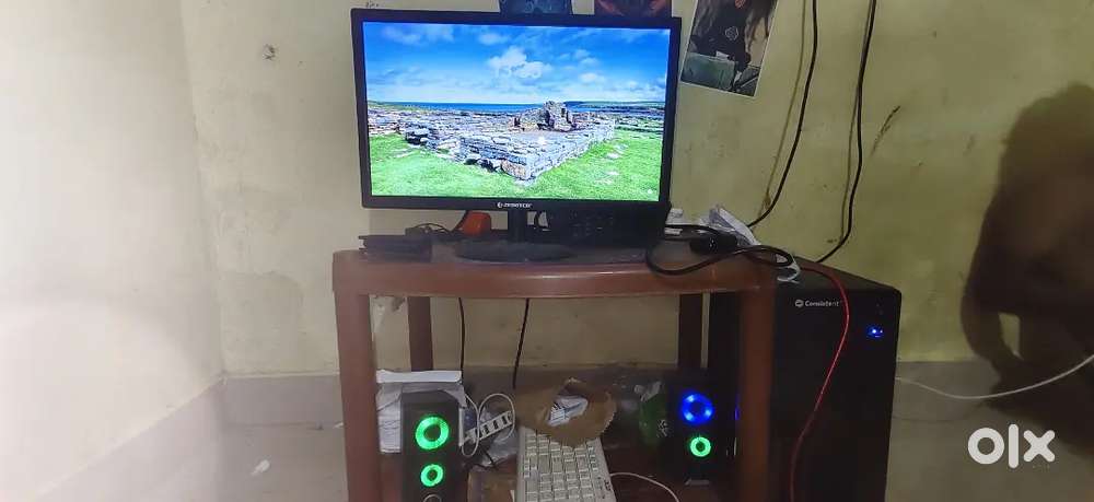 1 year old Good condition running pc for sale