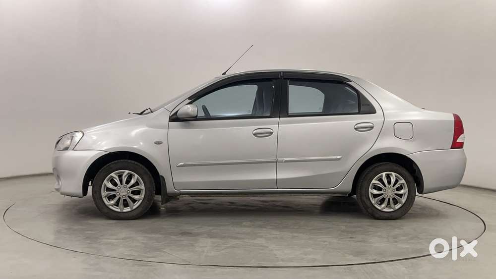 Toyota Etios 2010-2012 G, 2013, Petrol