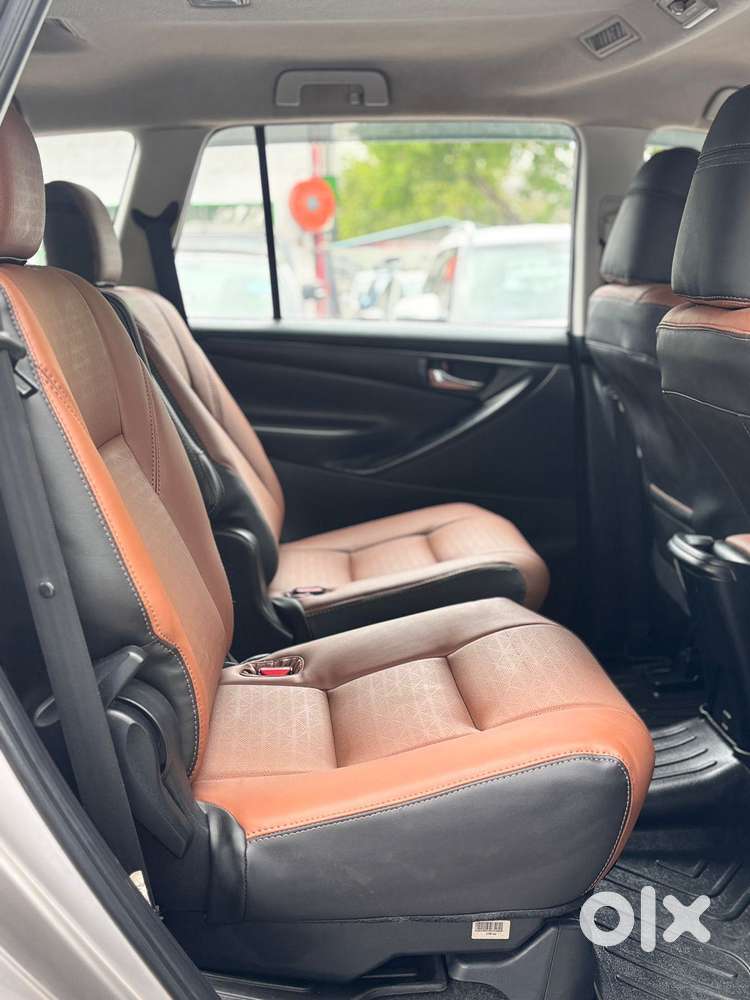 Toyota Innova Crysta 2.4 G Mt, 2021, Diesel