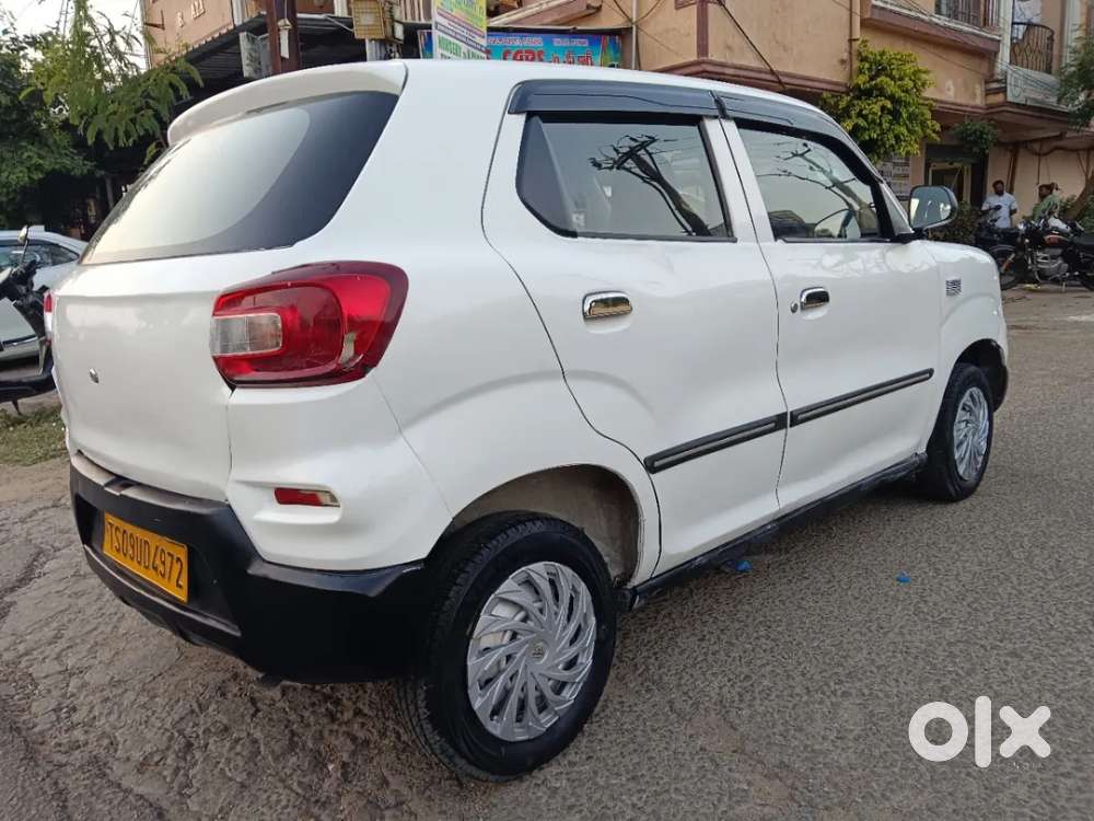 Maruti Suzuki S-presso Lxi Opt, 2022, Petrol