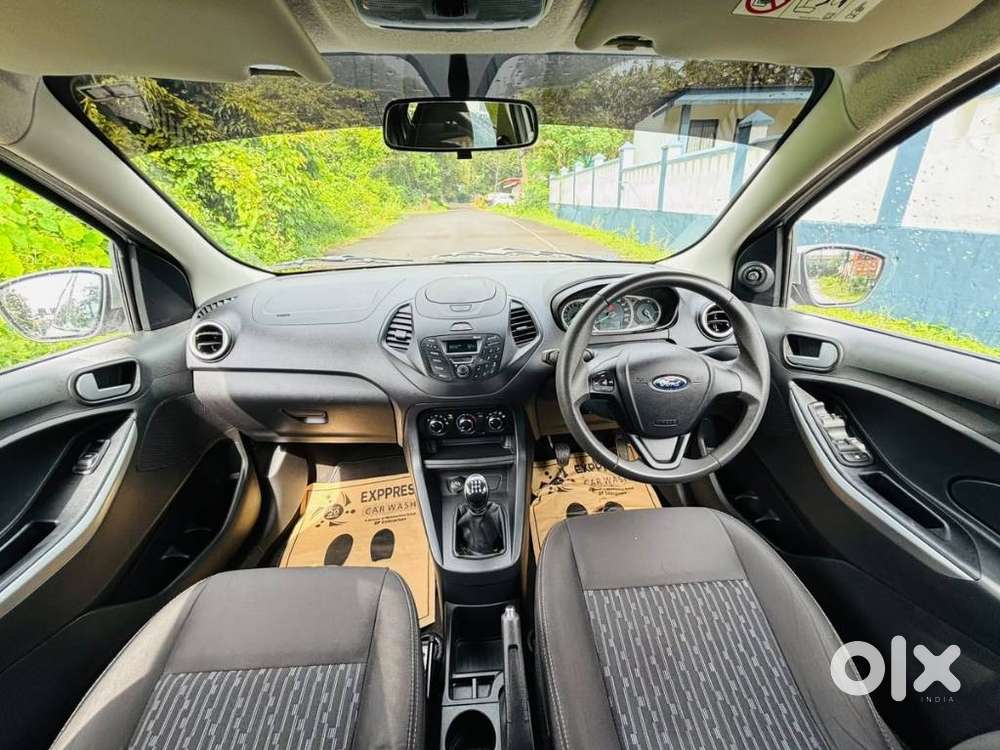 Ford Figo, 2017, Petrol